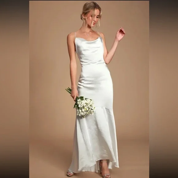 Elliatt Aisle Dress. NWOT. - Picture 3 of 6